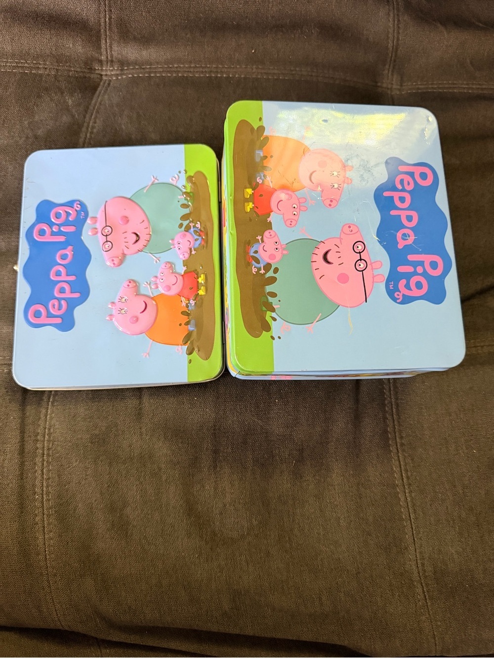 Peppa Pig Lunchbox – Blue with Pink Characters - Picture 4 of 5